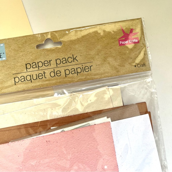 🏷️ pack of scrapbook paper in various colors & textures for junk journals - Picture 8 of 11